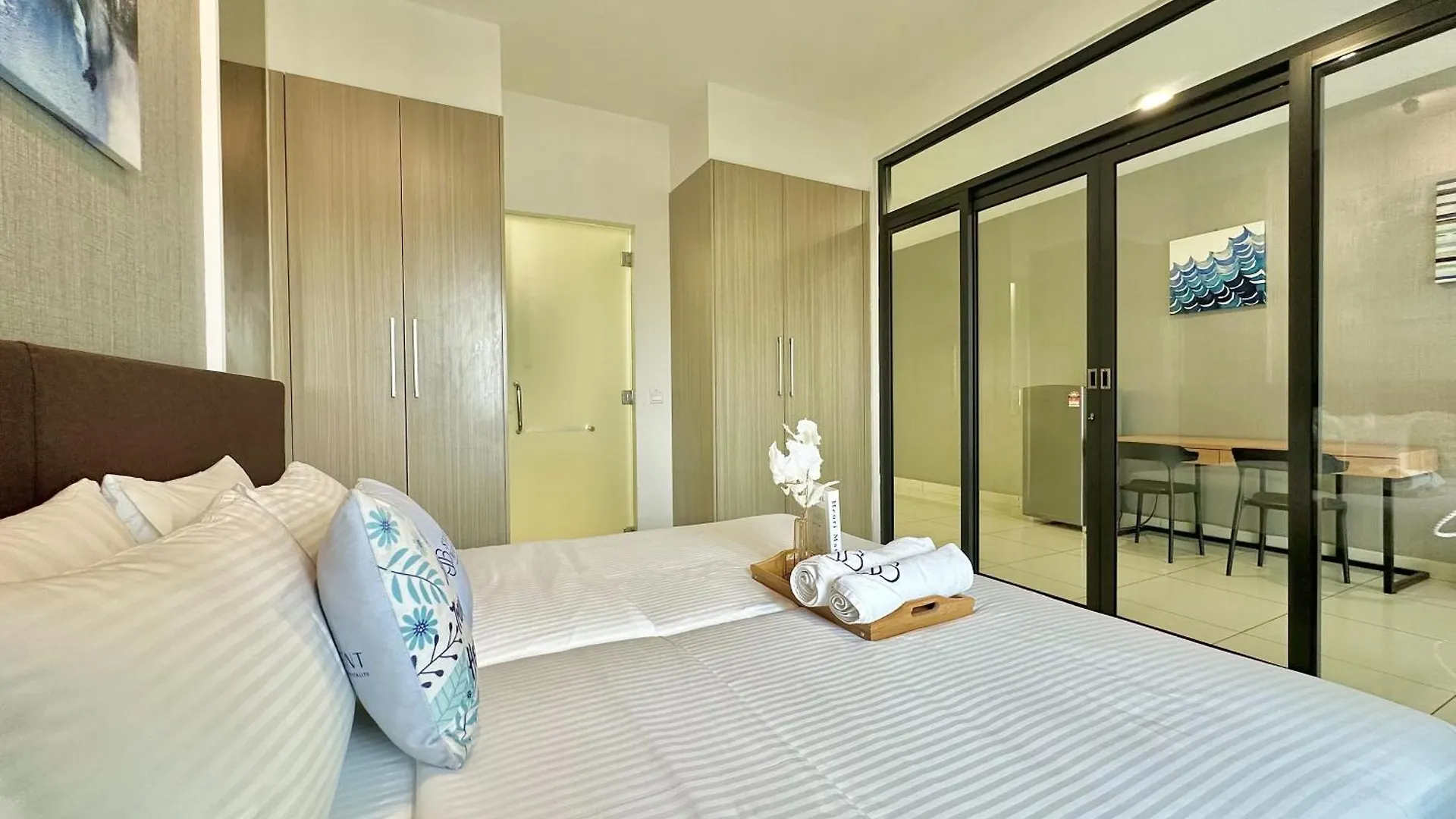 1 Tebrau Residences Near Mid Valley Southkey Jb Johor Bahru Malaysia